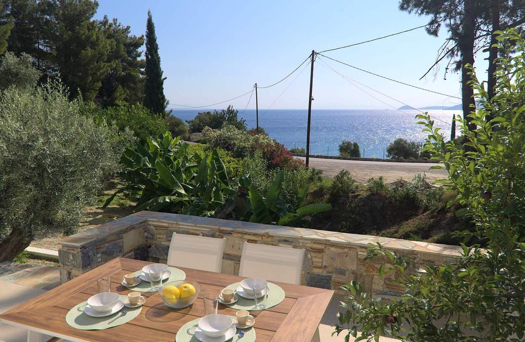 Elia Residence